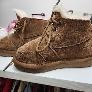 Toddler boots size 7